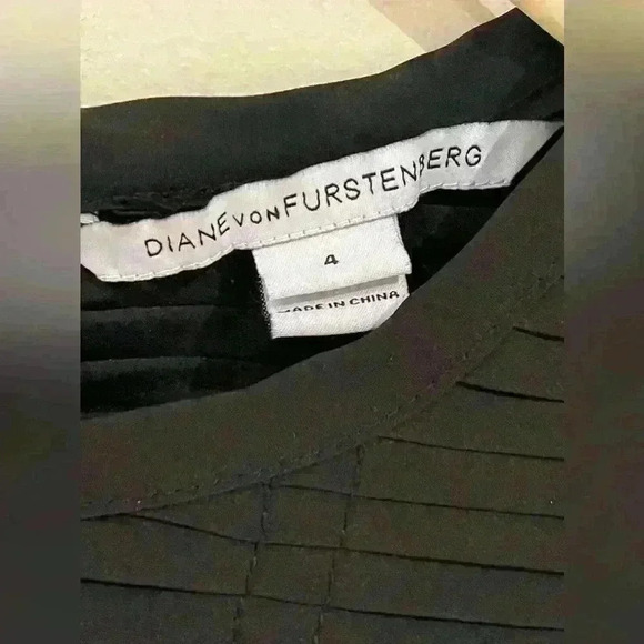Diane Von Furstenberg black dress size 4 - Picture 3 of 6